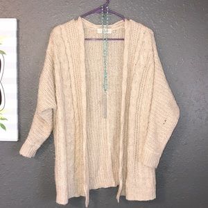 Cardigan/ Sweater